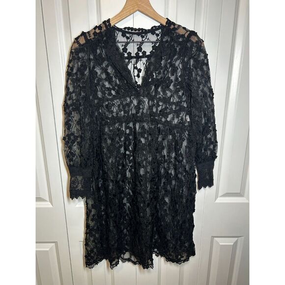 vivi company Dresses & Skirts - Vivi Company Black Sheer Floral Lace Overlay Mini Dress V-Neck Scalloped